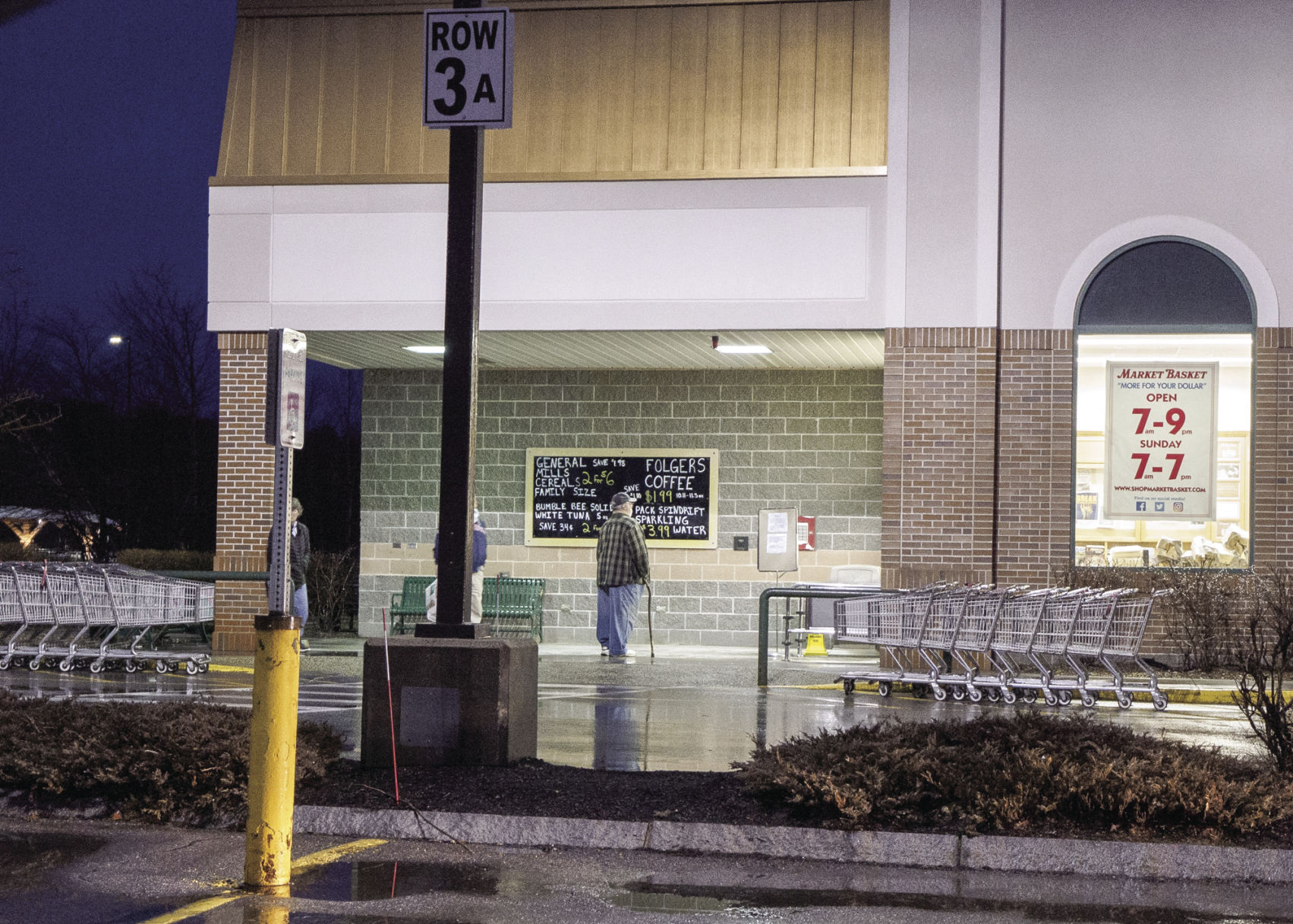 Shopping services shift, and older shoppers line up